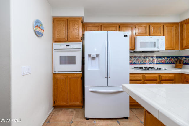 1663 Springhaven Avenue, Newbury Park CA: https://media.crmls.org/mediaz/fa267f94-e5c7-4005-9085-e2a7999b9e20.jpg