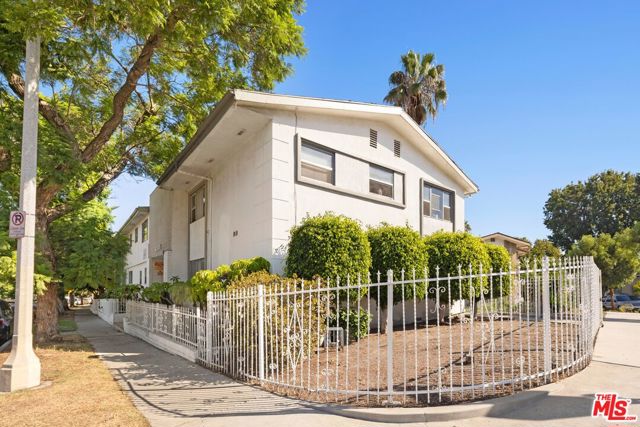 4505 Santa Rosalia Drive photo 2