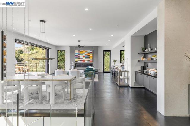 Image 8 of 60 For 2525 Biltmore Dr