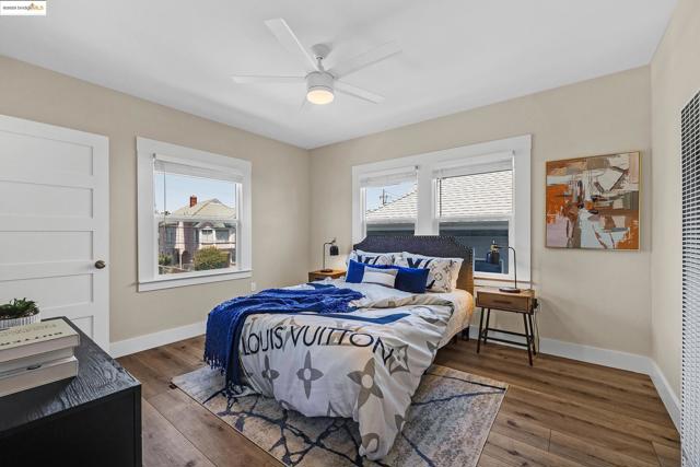 1047 59th Street, Oakland CA: https://media.crmls.org/mediaz/fa288ac4-9f83-48cb-a915-d38c665e1377.jpg
