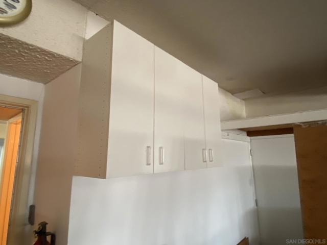 1543 Calle Violetas, Encinitas CA: https://media.crmls.org/mediaz/fa294009-de34-47d0-b3ae-90430f86c2e3.jpg