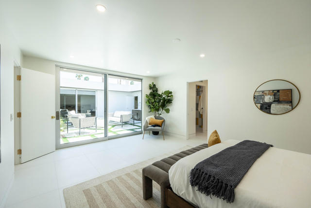 76670 Lark Lane, Indian Wells CA: https://media.crmls.org/mediaz/fa2a28b3-708c-4d7e-abcd-6dda458245a0.jpg