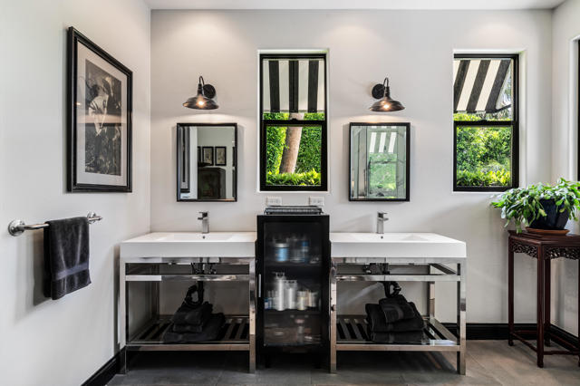 46030 Ocotillo Drive, Palm Desert CA: https://media.crmls.org/mediaz/fa2a5cad-d849-42fa-a136-3b97f79682ce.jpg