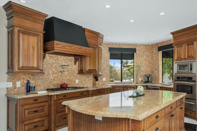 Image 33 of 40 For 48295 Alder Lane