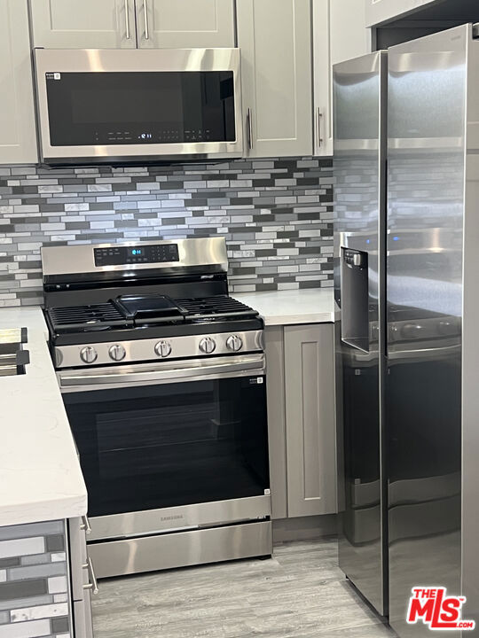 19009 Sherman Way, Reseda CA: https://media.crmls.org/mediaz/fa2b58e7-65e0-4260-8333-f2d4cc7abccb.jpg