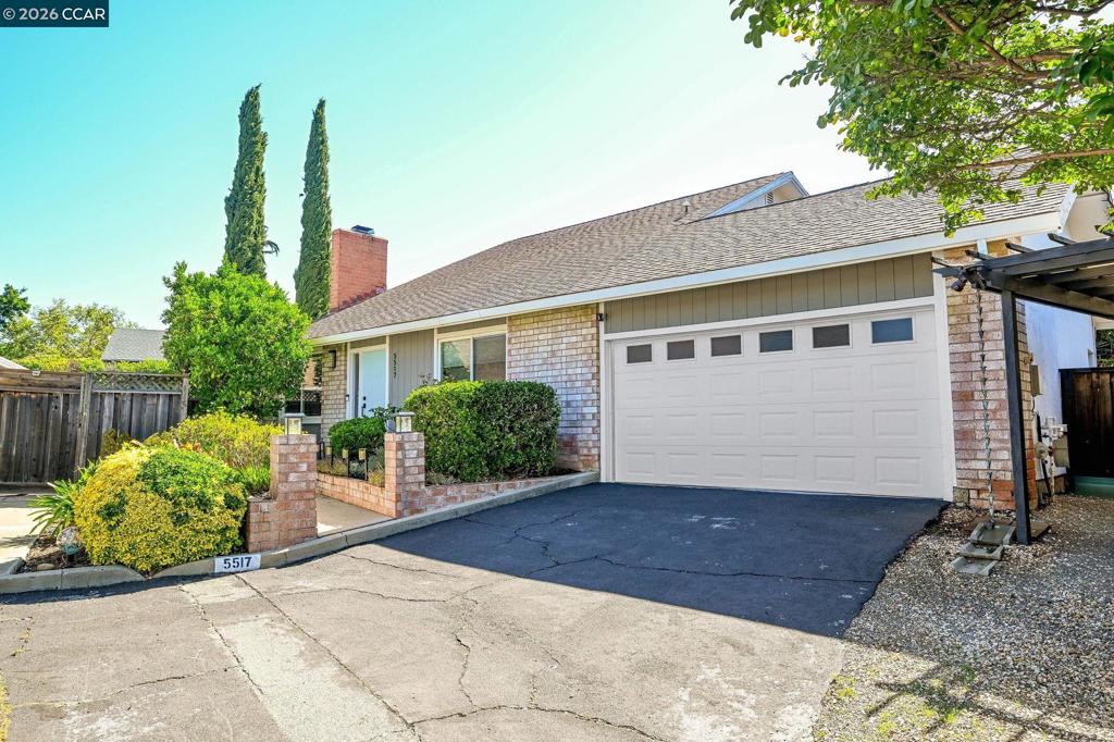 5517 Guadalupe Ct