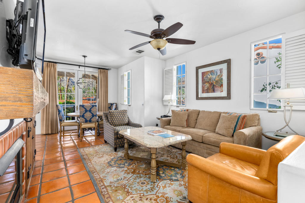 MLS #219141418DA image #3