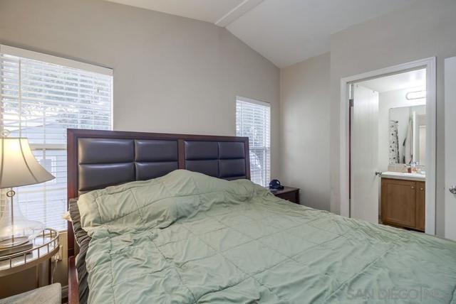 3505 Alpine Blvd, Alpine CA: https://media.crmls.org/mediaz/fa2cb143-180f-4db3-b98c-0fc73465ce47.jpg