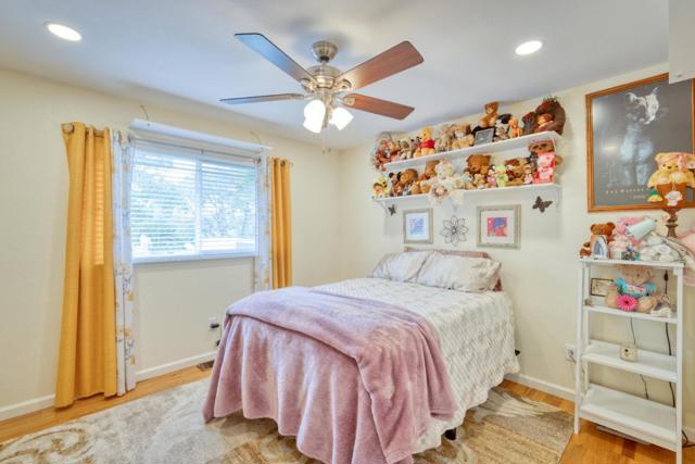 19608 Brentwood Court, Prunedale CA: https://media.crmls.org/mediaz/fa2cf35b-1fe2-4523-8612-1f17831130fd.jpg