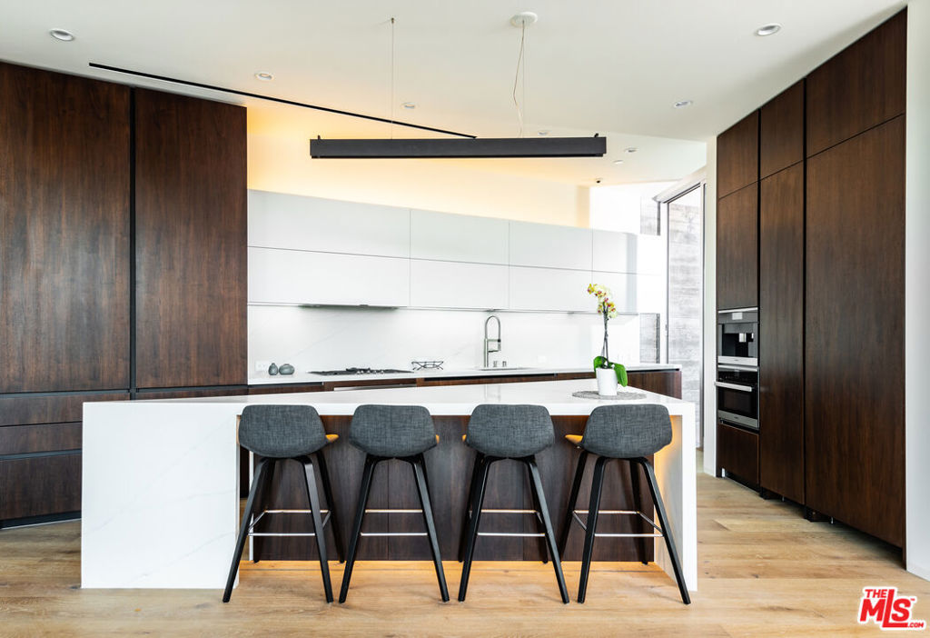 3925 Murietta AvenueSherman Oaks img 6