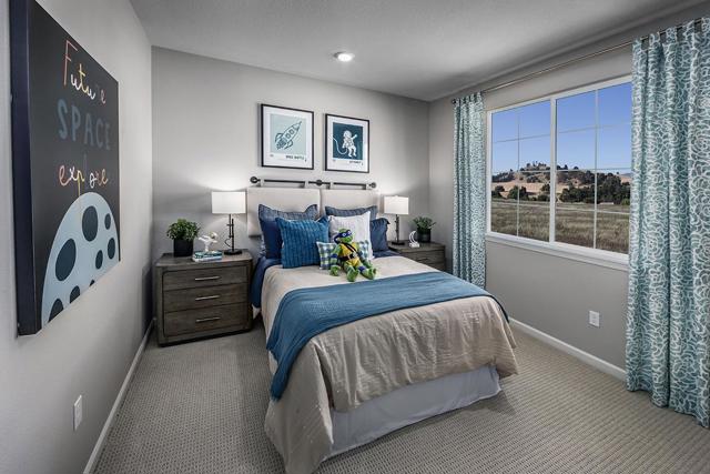 2201 Daisy Drive, Hollister CA: https://media.crmls.org/mediaz/fa2f35d9-db4d-4dcf-8c7a-241ec3681b36.jpg