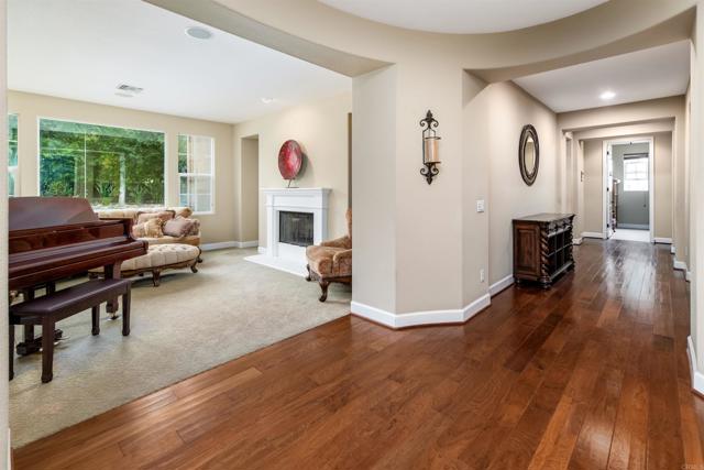 6851 Helenite Place, Carlsbad CA: https://media.crmls.org/mediaz/fa30b0aa-6aea-4e7c-a503-39bdb99d9e52.jpg