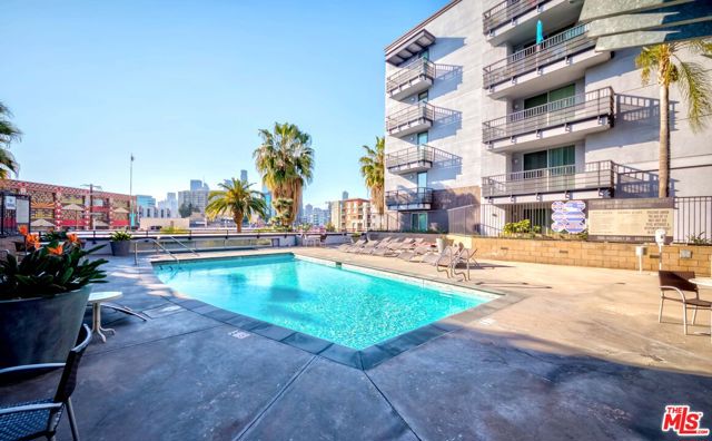 629 Traction Avenue, Los Angeles CA: https://media.crmls.org/mediaz/fa313278-bd62-4162-9954-217d13307f8e.jpg