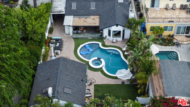 12322 Sylvan Street, North Hollywood CA: https://media.crmls.org/mediaz/fa323071-64ff-4d9a-9faf-01f3a3d17d19.jpg