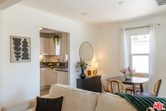 1519 Morton Terrace, Los Angeles CA: https://media.crmls.org/mediaz/fa344d1e-5c25-415a-9b05-ba840f05f507.jpg