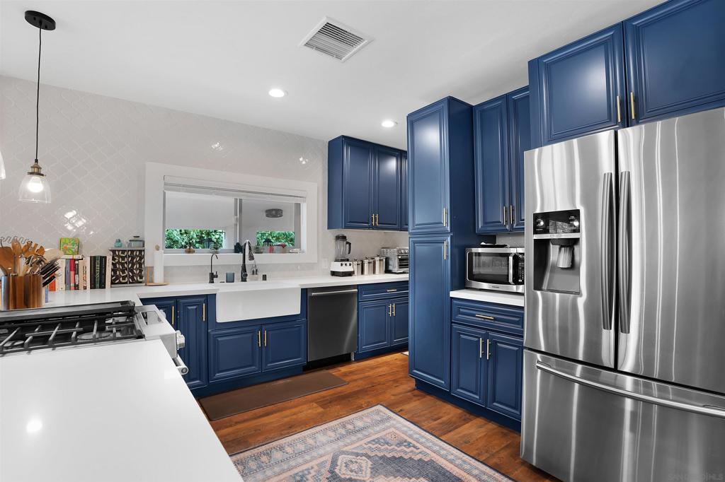 MLS #250035692SD img 14