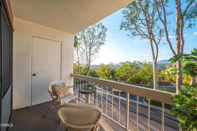 Detail Gallery Image 20 of 45 For 712 Portola Ter, Los Angeles,  CA 90042 - 3 Beds | 2/1 Baths