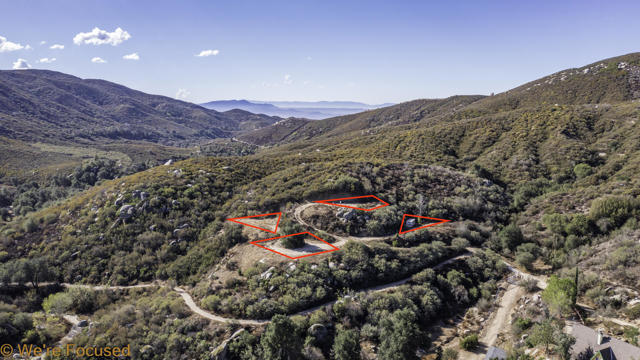 1 Cryer Road, Poppet Flats Road, Banning CA: https://media.crmls.org/mediaz/fa384b9a-57b7-4578-b056-a9555e9f5e86.jpg