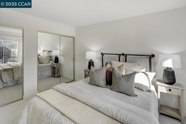 975 Terra California Dr, Walnut Creek CA: https://media.crmls.org/mediaz/fa38f7ea-4ef1-42ba-b624-2f26b76d759d.jpg