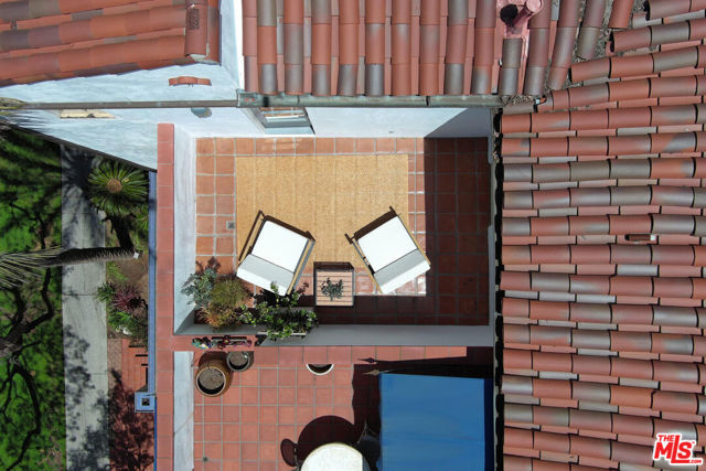 1414 N Harper Avenue, West Hollywood CA: https://media.crmls.org/mediaz/fa394558-de7a-426f-8474-fe09571372c5.jpg