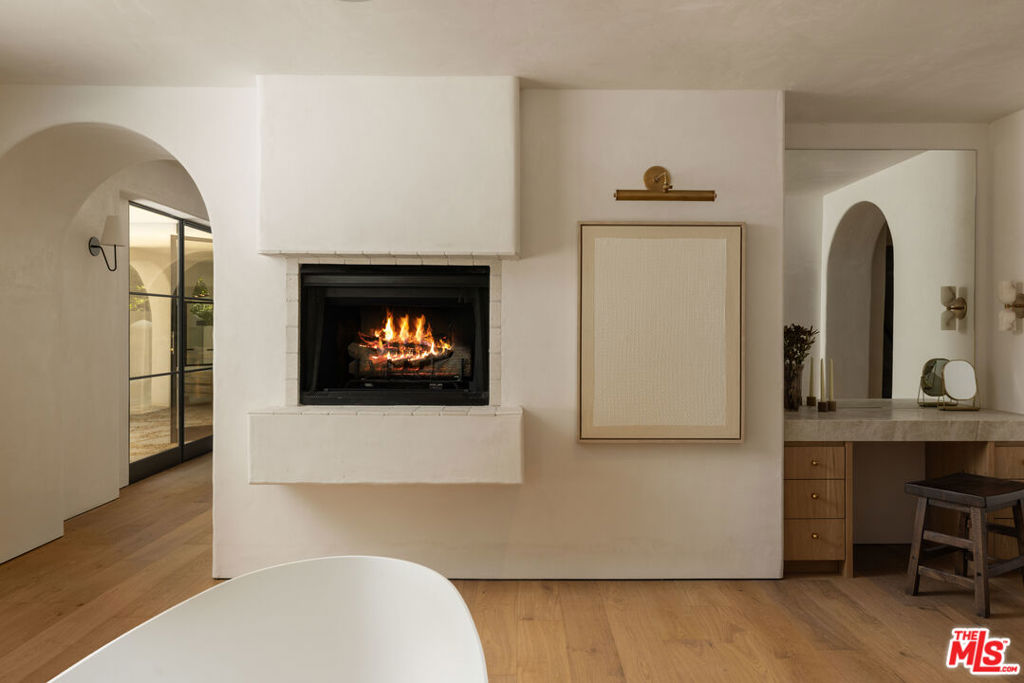 MLS #26953423 image #28