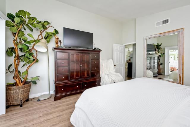Detail Gallery Image 16 of 23 For 3730 via Del Rancho, Oceanside,  CA 92056 - 2 Beds | 2 Baths
