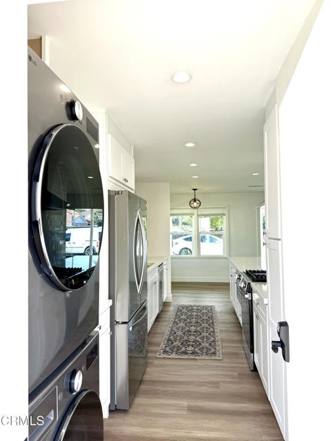 Detail Gallery Image 2 of 9 For 109 S Glenn Dr, Camarillo,  CA 93010 - 3 Beds | 1 Baths