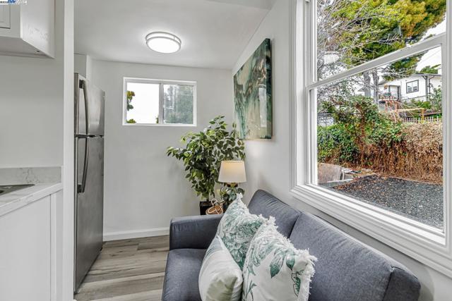 9700 Macarrthur Blvd., Oakland CA: https://media.crmls.org/mediaz/fa3a2c66-f8cd-42ae-bd77-f1dbf8c9ff6a.jpg