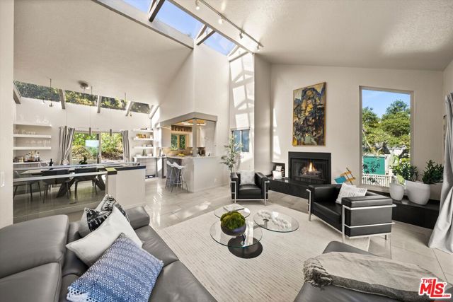 840 Cheltenham Road, Santa Barbara CA: https://media.crmls.org/mediaz/fa3a4a6c-0d3a-410f-9026-3bf5de596128.jpg
