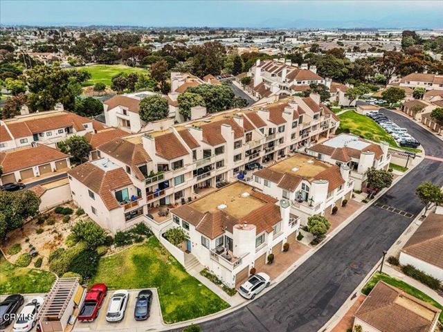 612 Island View Circle, Port Hueneme CA: https://media.crmls.org/mediaz/fa3aa338-4d63-45ee-959b-ecac820d04a8.jpg