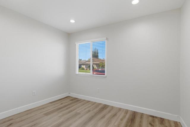 Image 12 of 18 For 10788 Mercer Avenue