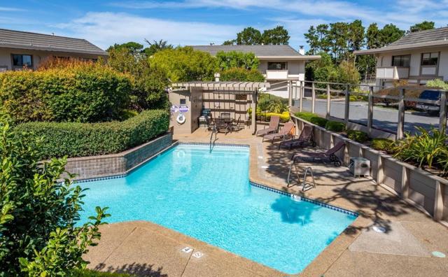 59 Skyline Crest Dr, Monterey CA: https://media.crmls.org/mediaz/fa3df6a6-94a7-4e3a-975e-77162333216e.jpg