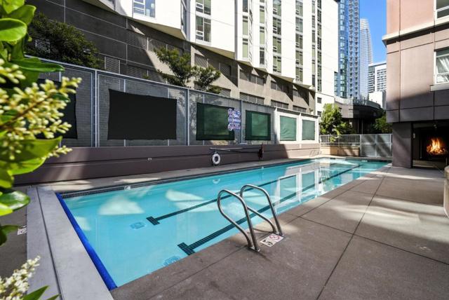 400 Beale Street, San Francisco CA: https://media.crmls.org/mediaz/fa3ee99f-e97e-4699-9933-92bf9c4c53ec.jpg