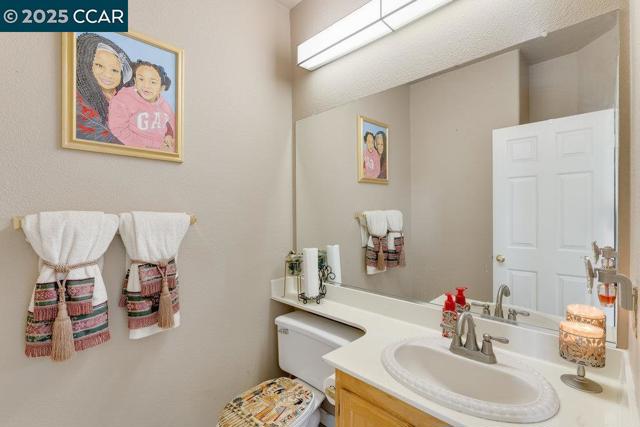 4305 Calsite Ct, Antioch CA: https://media.crmls.org/mediaz/fa3eee9e-27f6-418e-bbe5-fca7315d2330.jpg