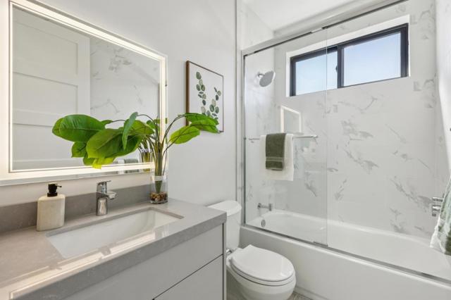 12584 Paseo Flores, Saratoga CA: https://media.crmls.org/mediaz/fa403ac7-2b7a-4fa4-a0b3-aabadb66d2c7.jpg