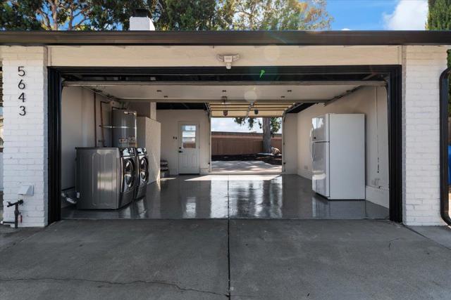 5643 Truman Place, Fremont CA: https://media.crmls.org/mediaz/fa406567-ea41-4085-b746-5701ea607e2c.jpg