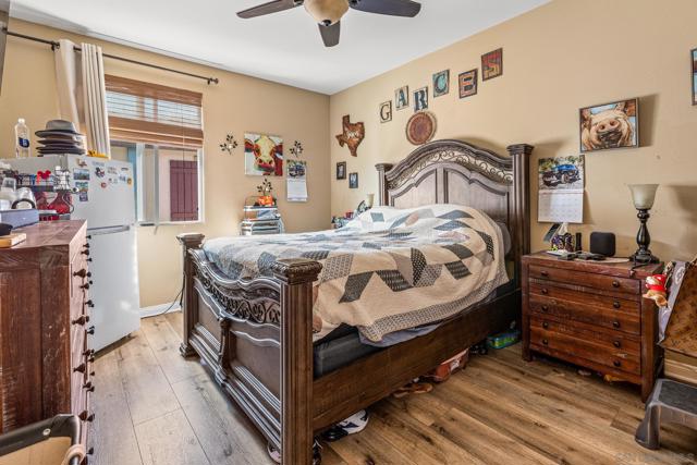 1299 Bellingham, Oceanside CA: https://media.crmls.org/mediaz/fa4076e2-d314-4cc2-a106-46d9b13e83bb.jpg
