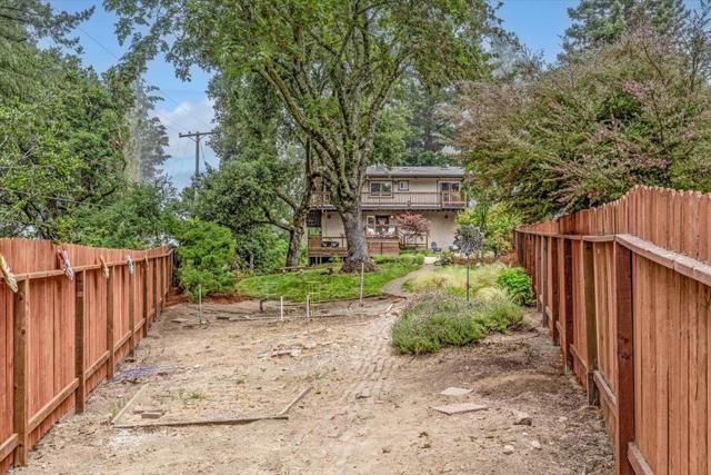 21721 Summit Road, Los Gatos CA: https://media.crmls.org/mediaz/fa410eec-c191-4c6b-8d19-96e9f63a3396.jpg