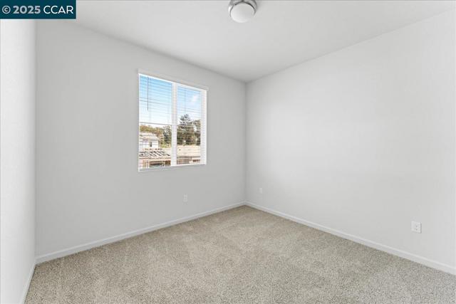 4207 Markovich Ct, Richmond CA: https://media.crmls.org/mediaz/fa412dd3-4f98-46d8-8e9f-ca64d2294523.jpg