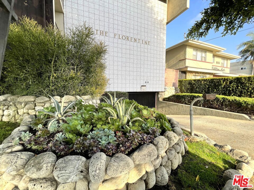 810 Edgewood Street #103