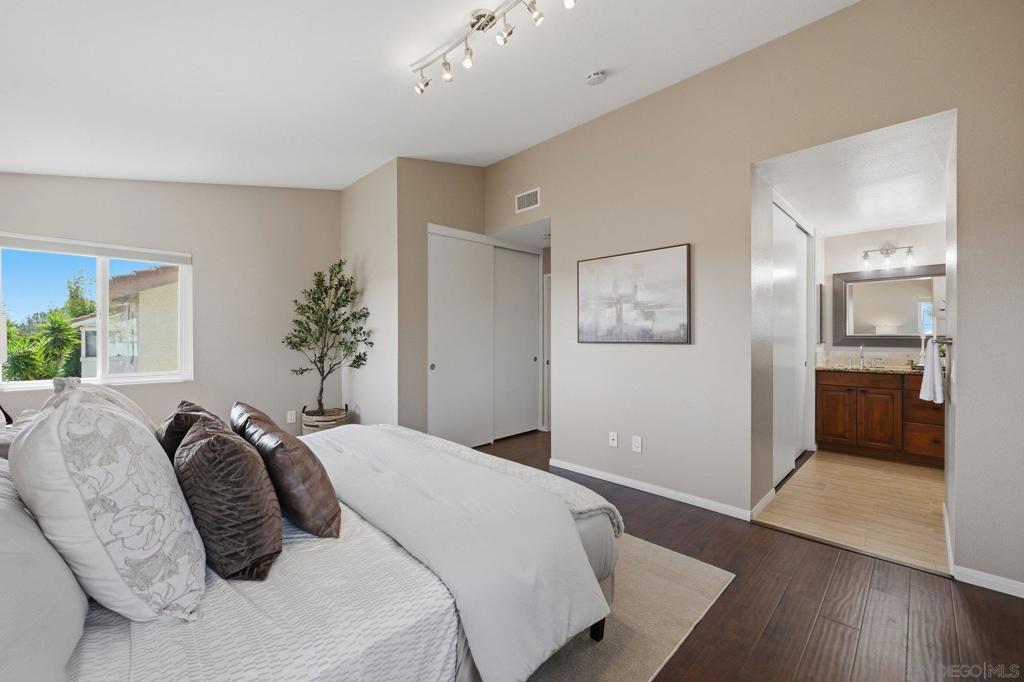 4263 Kerwood Ct - photo 15