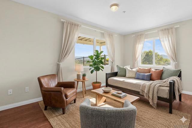 Image 22 of 31 For 1033 Via Contenta