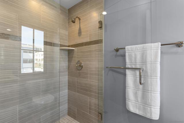 708 Silver Street, La Jolla CA: https://media.crmls.org/mediaz/fa42d451-1aa5-4569-a658-4d2ea6d66268.jpg