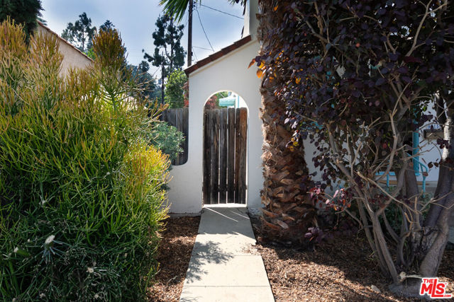 Image 3 for 4015 Shelburn Court, Los Angeles, CA 90065