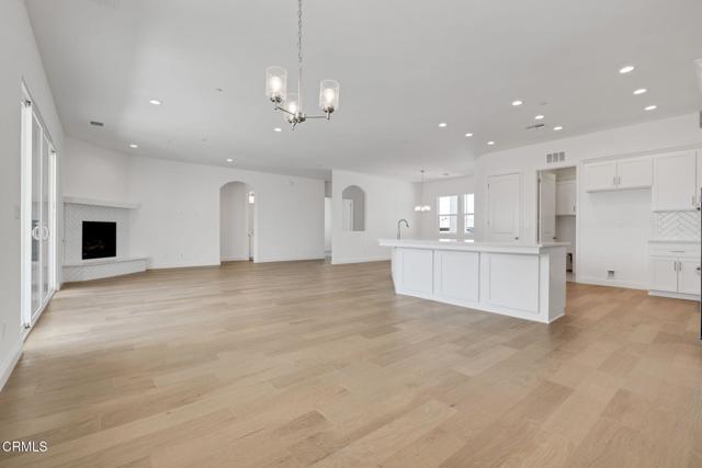 8707 Kenwick Street, Bakersfield CA: https://media.crmls.org/mediaz/fa445060-880c-45e0-9f79-09f024b5bd70.jpg