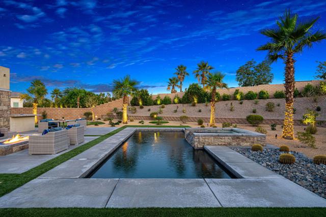 74425 Zeppelin Drive, Palm Desert CA: https://media.crmls.org/mediaz/fa45eb4c-187c-4329-aa14-b2995ea25ed5.jpg