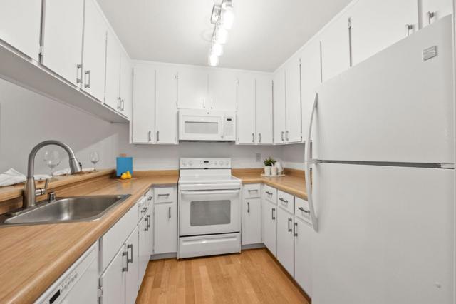 903 Apricot Avenue, Campbell CA: https://media.crmls.org/mediaz/fa46d23f-fc58-418c-9ff5-01a8a29537f0.jpg