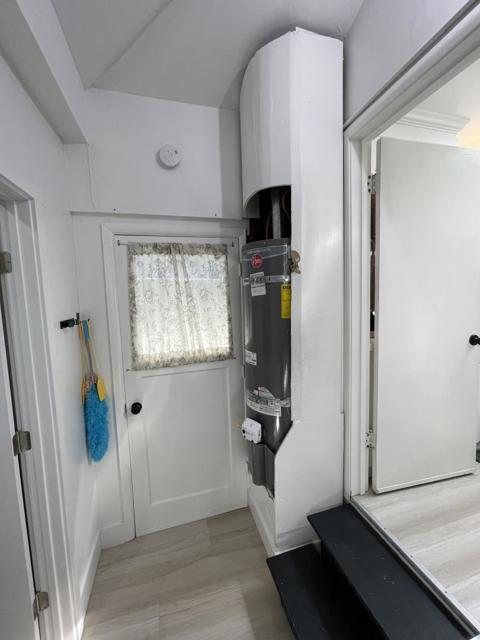 644 Buckeye Street, Redwood City CA: https://media.crmls.org/mediaz/fa4702f0-cad6-4b60-919e-e7ebe7acb042.jpg