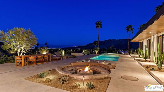 2481 Cahuilla Hills Drive, Palm Springs, CA 92264