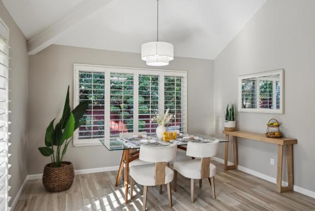 18891 Biarritz Lane, Saratoga CA: https://media.crmls.org/mediaz/fa485886-4b1a-4bc3-91aa-fda07755d384.jpg